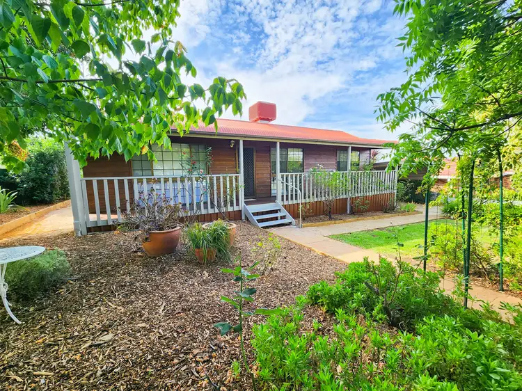 7 Basil Avenue, Parkes NSW 2870