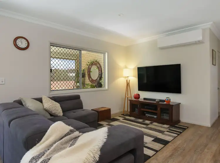 Second view of Homely house listing, 17 Dove Crescent, Kleinton QLD 4352