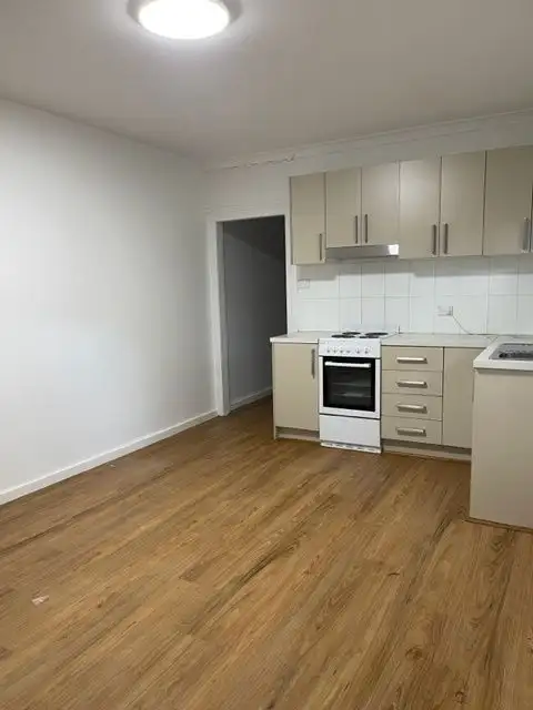 11 Livingstone Road