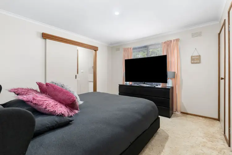 Fifth view of Homely house listing, 6 Cameron Crescent, Lara VIC 3212