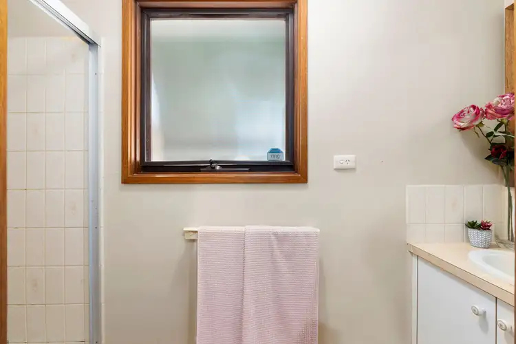 Sixth view of Homely house listing, 6 Cameron Crescent, Lara VIC 3212