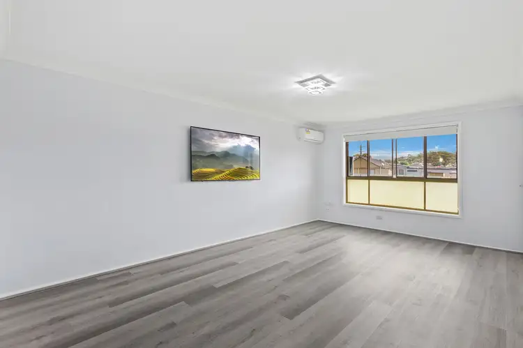 Second view of Homely house listing, 4/82 Barton Street, Oak Flats NSW 2529