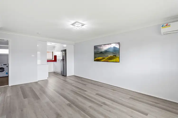 Fourth view of Homely house listing, 4/82 Barton Street, Oak Flats NSW 2529
