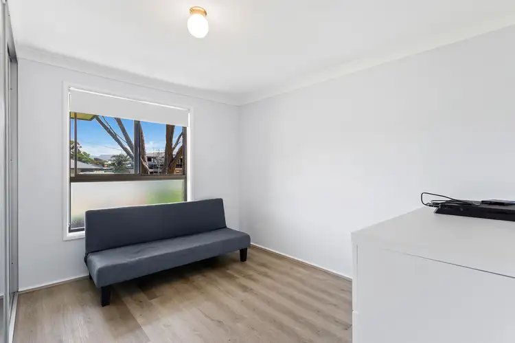 Fifth view of Homely house listing, 4/82 Barton Street, Oak Flats NSW 2529