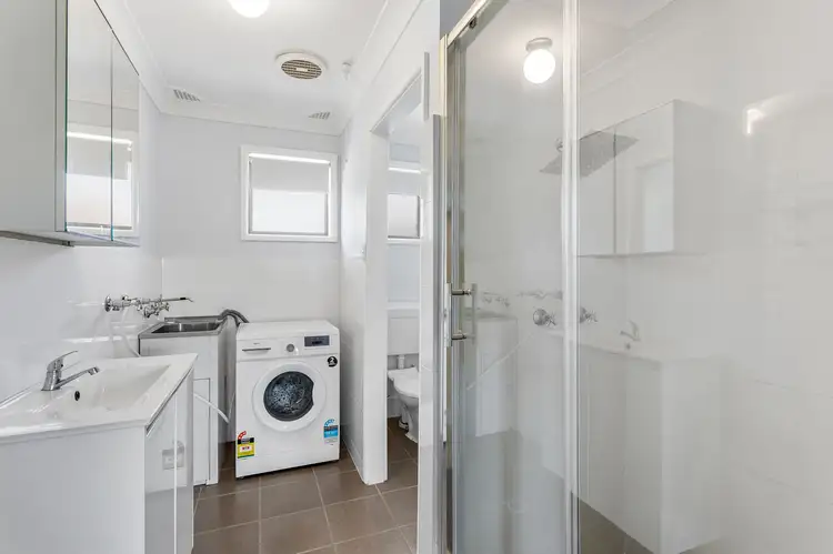Sixth view of Homely house listing, 4/82 Barton Street, Oak Flats NSW 2529