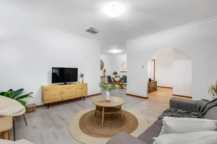 Sixth view of Homely house listing, 8 Hedgerow Drive, Gulfview Heights SA 5096