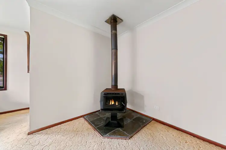 Fourth view of Homely house listing, 5 Kangaroo Avenue, Lake Munmorah NSW 2259