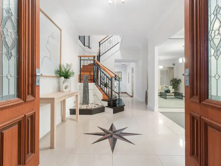 Second view of Homely house listing, 3 Kenneally Circuit, Salter Point WA 6152