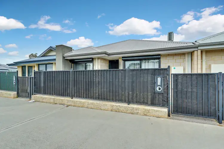 Second view of Homely house listing, 24 Clarendon Circuit, Lakelands WA 6180