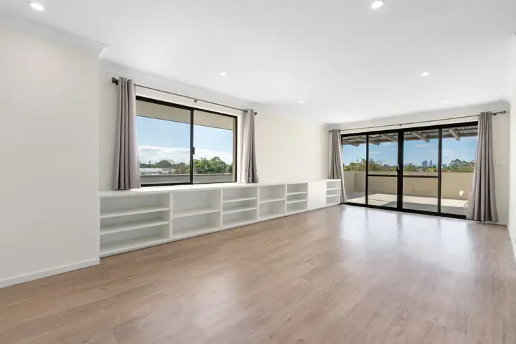 Fifth view of Homely apartment listing, 3/18 Welwyn Avenue, Manning WA 6152