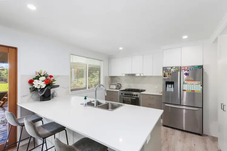 11 Mooloolah Street, Landsborough QLD 4550