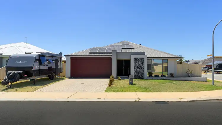 Second view of Homely house listing, 4 Hummingbird Way, Singleton WA 6175