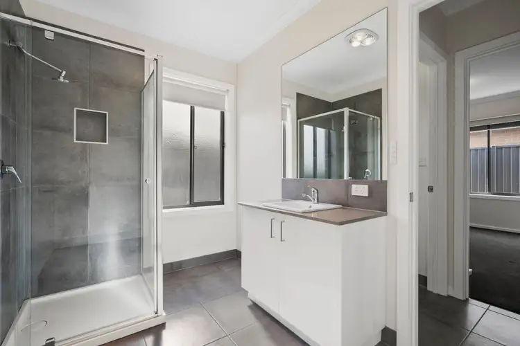 Fifth view of Homely house listing, 34 Weerana Way, Lara VIC 3212