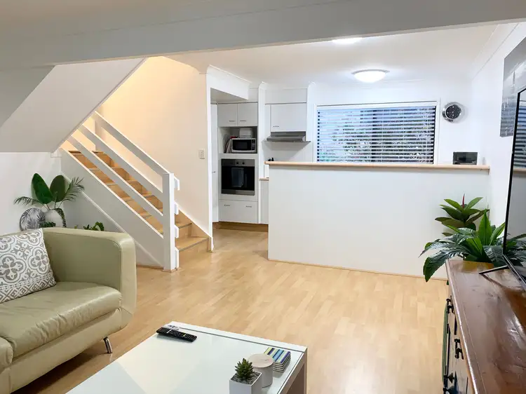 Fourth view of Homely townhouse listing, 15/8-12 Sherwood Close, Mudgeeraba QLD 4213