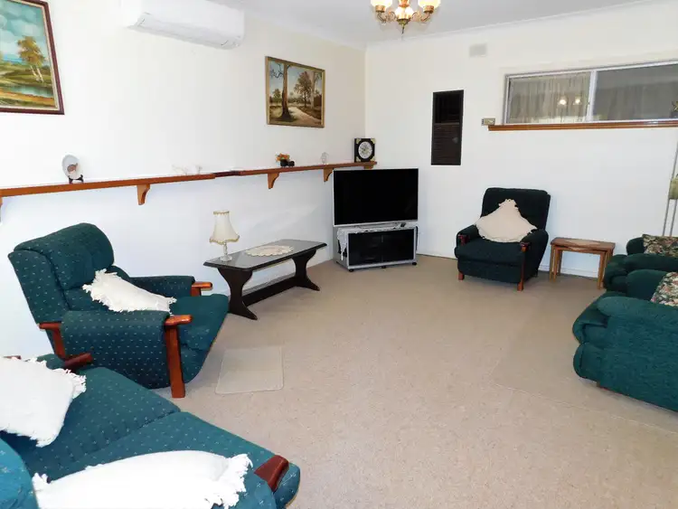 Second view of Homely house listing, 33 Haynes Street, Bordertown SA 5268