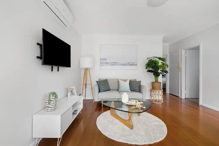 Second view of Homely unit listing, 4/6 Neville Street, Mentone VIC 3194