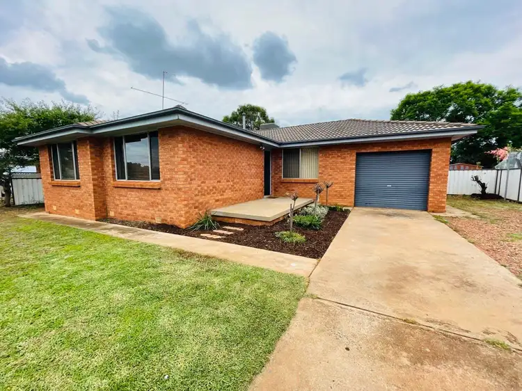 4 Doyle Street, Condobolin NSW 2877