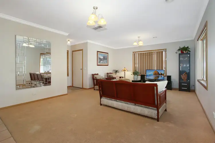Sixth view of Homely house listing, 1/8 Swift Court, West Wodonga VIC 3690
