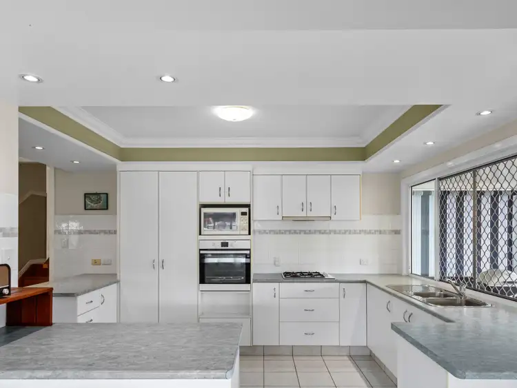 Sixth view of Homely house listing, 10 Mant Street, Point Vernon QLD 4655