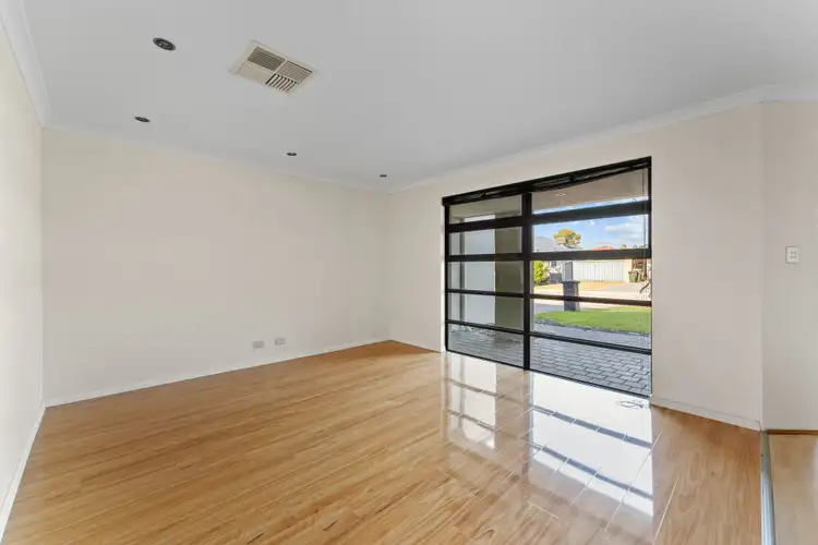 Fifth view of Homely house listing, 14 MARGINATA Gate, Baldivis WA 6171