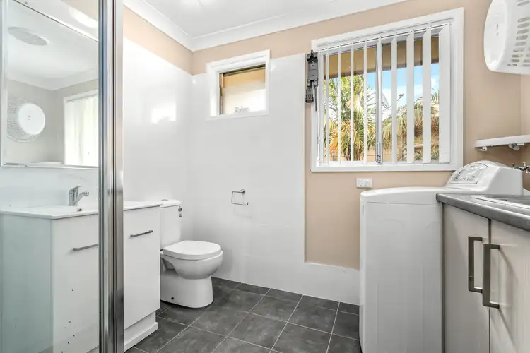 Fifth view of Homely unit listing, 3/104 Parkes Street, Oak Flats NSW 2529
