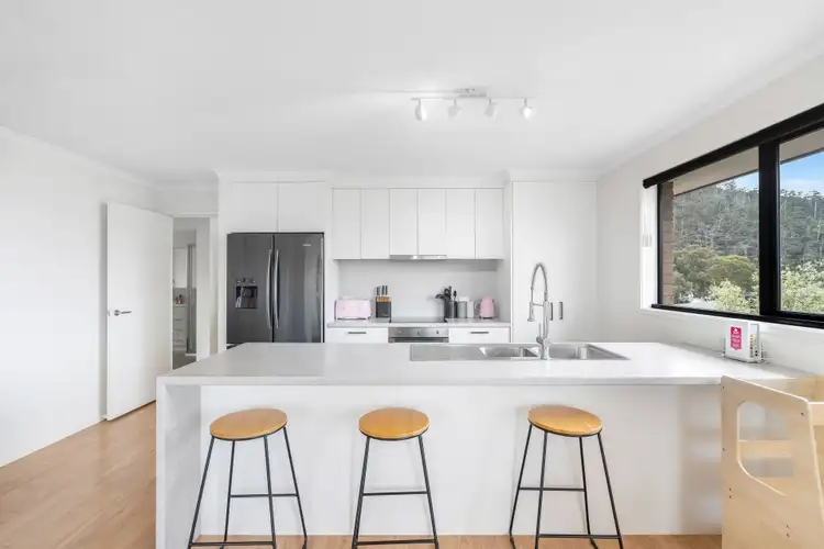 27 Wallcrest Road, Berriedale TAS 7011