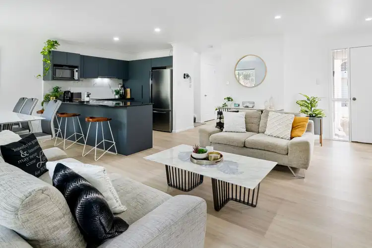 19/1-3 Carnarvon Court, Oxenford QLD 4210