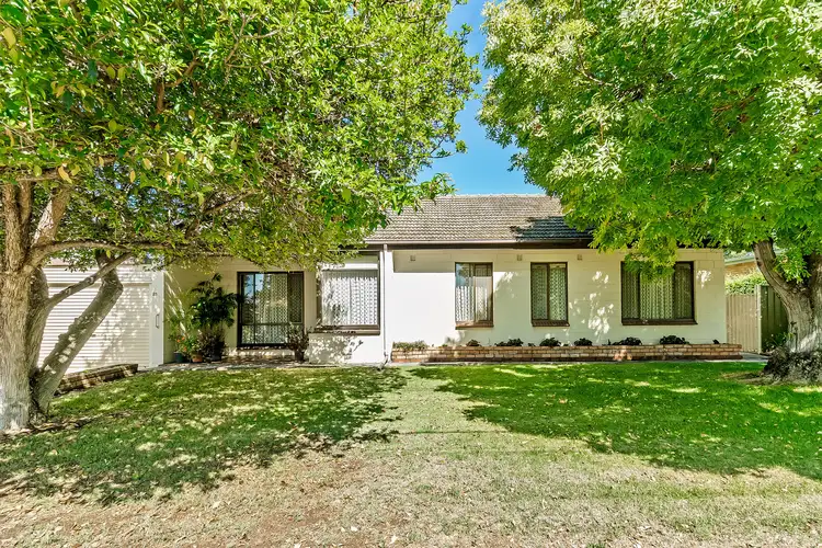 26 Laurence Street, Dover Gardens SA 5048