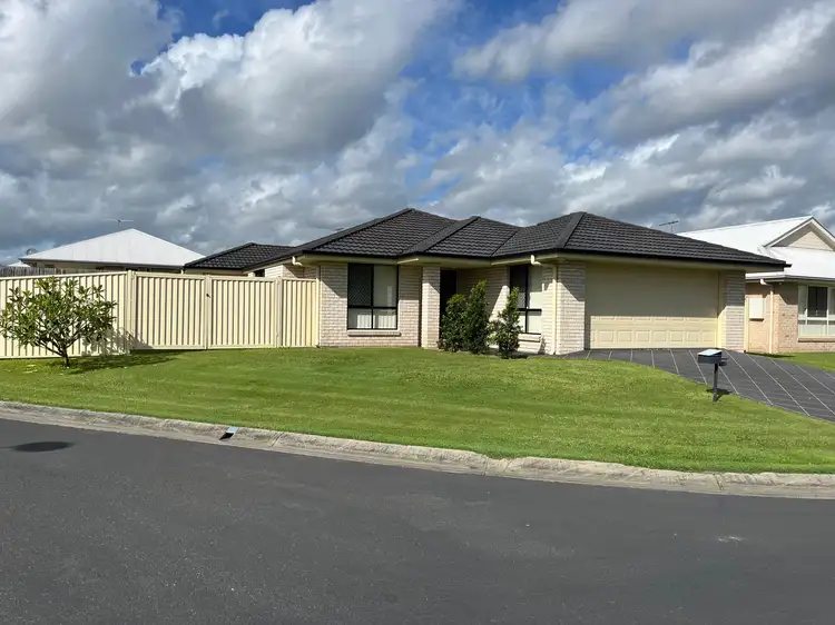 6 Lee Court, Rothwell QLD 4022