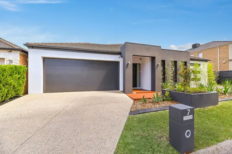 Second view of Homely house listing, 7 Inkerman Street, Berwick VIC 3806
