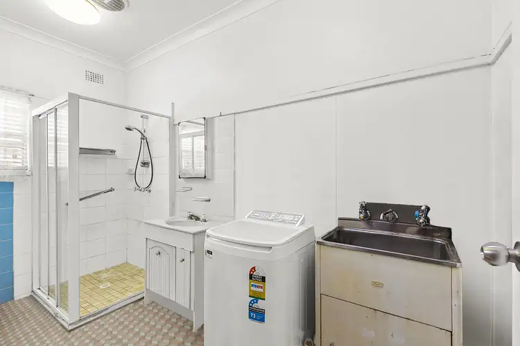 Sixth view of Homely apartment listing, 3/62 Rowland Avenue, Wollongong NSW 2500