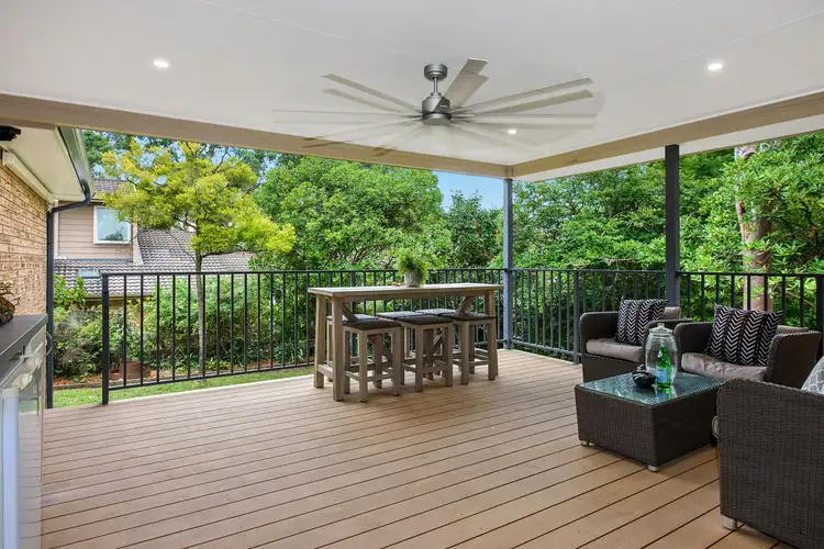 98 Francis Greenway Drive