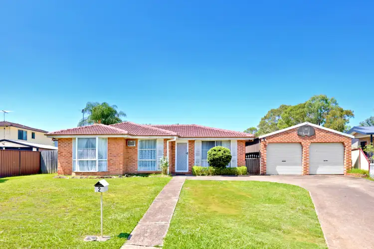 2 Meru Place, St Clair NSW 2759