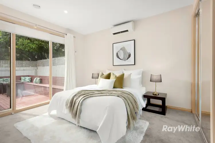 Fourth view of Homely townhouse listing, 2/11 Carlisle Crescent, Hughesdale VIC 3166