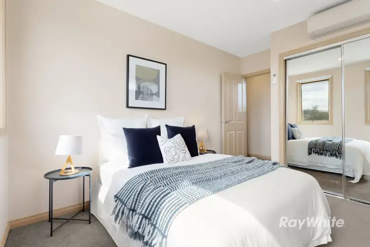 Sixth view of Homely townhouse listing, 2/11 Carlisle Crescent, Hughesdale VIC 3166