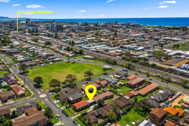 5 Mackie Street, Coniston NSW 2500
