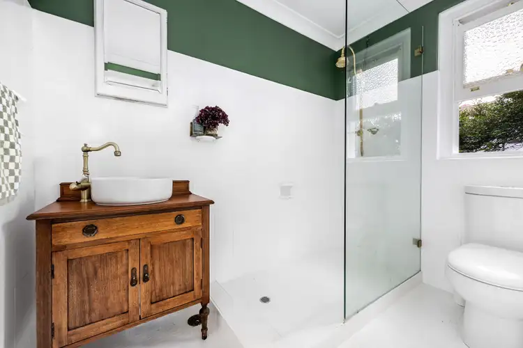 Fifth view of Homely apartment listing, 2/33 Aubin Street, Neutral Bay NSW 2089