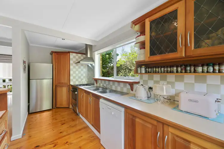 Sixth view of Homely house listing, 2 Waddell Road, Drouin VIC 3818