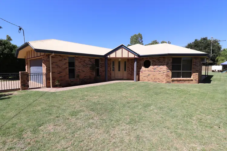 14 Howe Street, St George QLD 4487