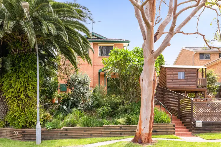 22 Beaumaris Drive, Menai NSW 2234