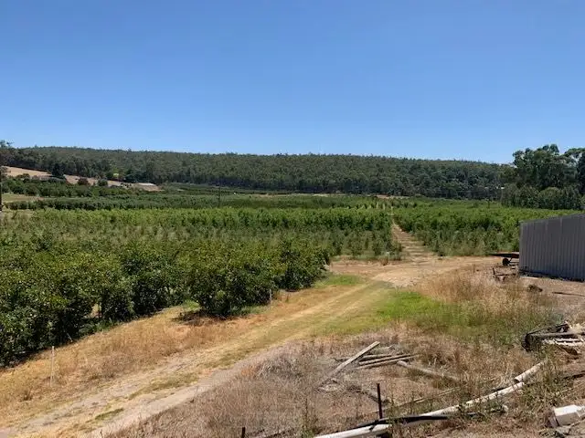 211 Pickering Brook Road, Pickering Brook WA 6076