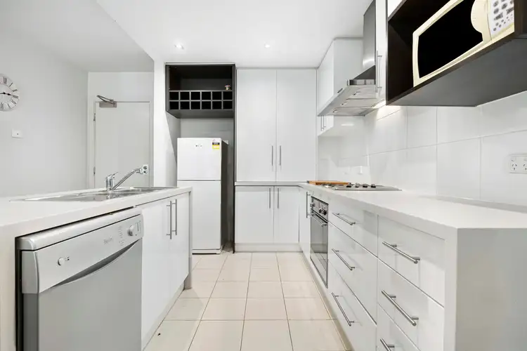 Fourth view of Homely apartment listing, 13/392-394 Nepean Highway, Frankston VIC 3199