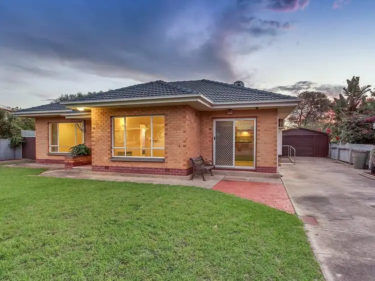 13 Roeder Crescent, Port Noarlunga SA 5167