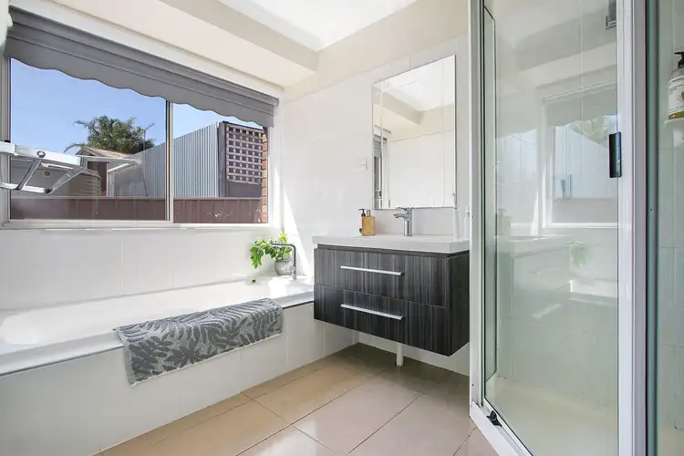 Fifth view of Homely house listing, 2 McCulloch Lane, West Wodonga VIC 3690