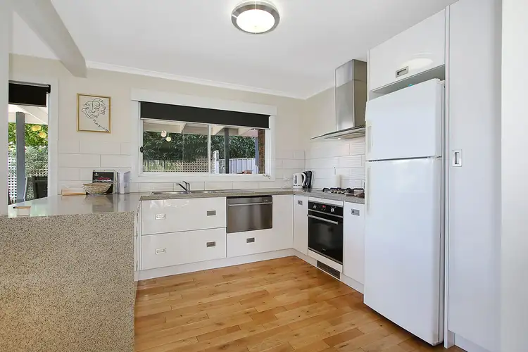 Sixth view of Homely house listing, 2 McCulloch Lane, West Wodonga VIC 3690