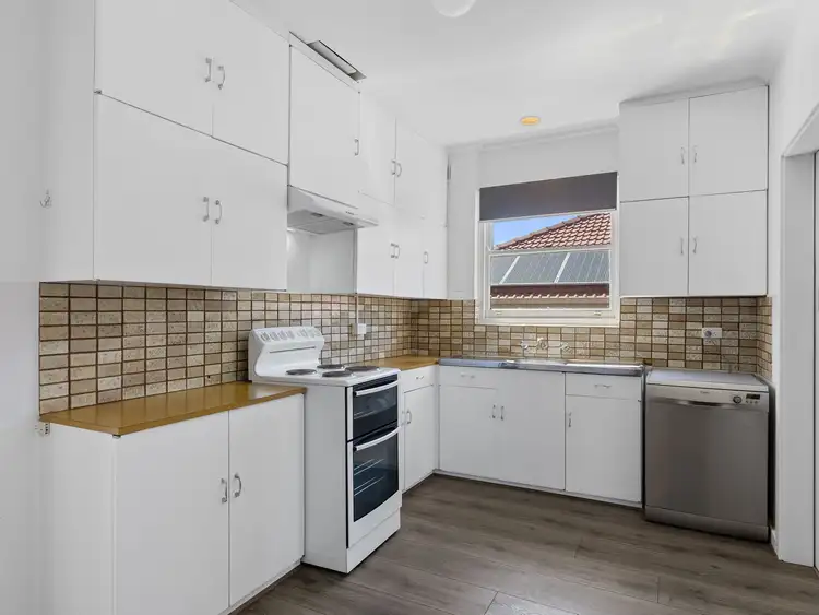Sixth view of Homely house listing, 21 Glenda Avenue, Morphett Vale SA 5162