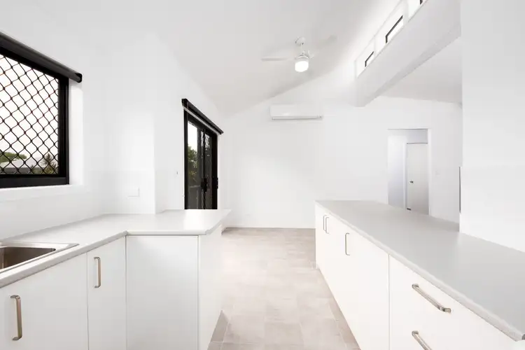 Sixth view of Homely house listing, 8/8-12 Elma Street, Cooee Bay QLD 4703