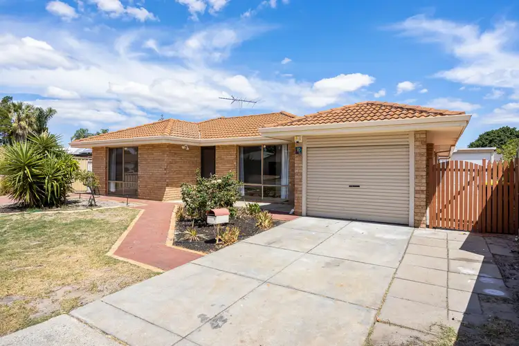 10 Nicholson Place, Ballajura WA 6066