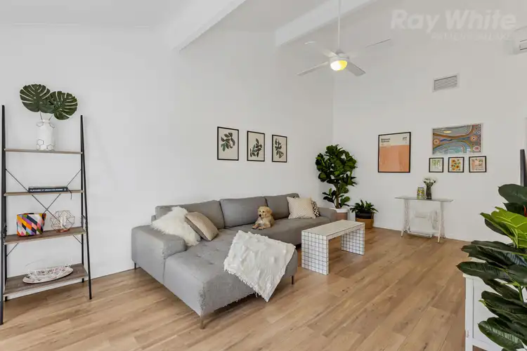 44 Jacksons Road, Chelsea VIC 3196