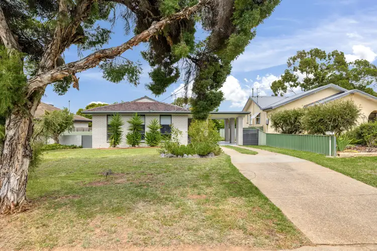 Main view of Homely house listing, 8 Cooinbil Crescent, Kooringal NSW 2650